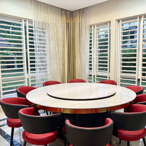 វីឡាឃីងសម្រាប់ជួល(កែង)/King Villa For Rent(Conner)