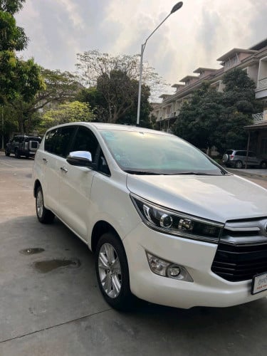 Toyota INNOVA ឆ្នាំ២០២០  7កៅអី ម្ចាស់ផ្ទាល់