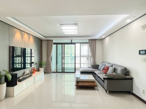 3 Bedroom at De Castle Royal for Rent BKK1