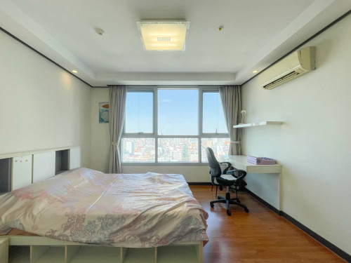 3 Bedroom at De Castle Royal for Rent BKK1