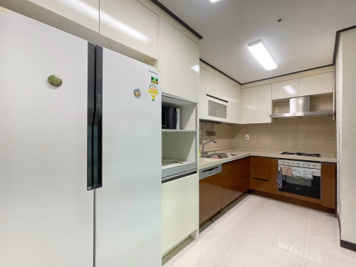 3 Bedroom at De Castle Royal for Rent BKK1