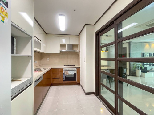 3 Bedroom at De Castle Royal for Rent BKK1