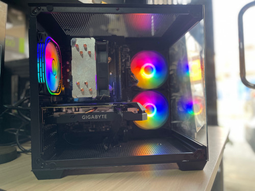 Core i5 12th GTX 1660S