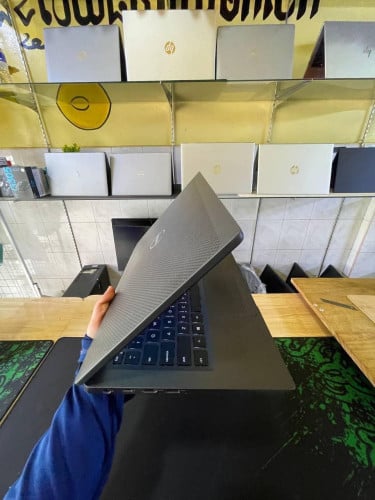 Dell touchscreen laptop