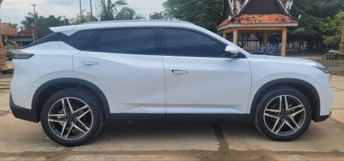 Dongfeng MAGE E2 ស៊េរី 2026! រថយន្ត SUV