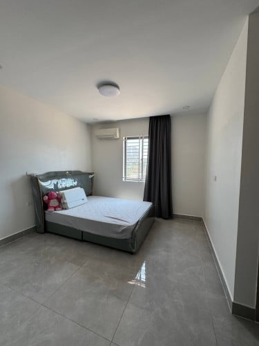 House 4room 1900$