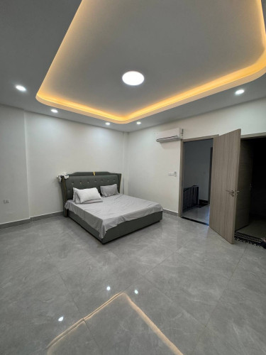 House 4room 1900$