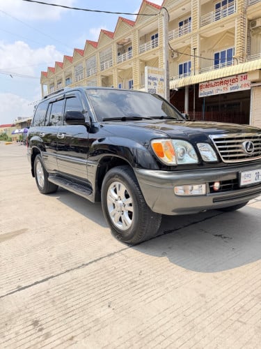 Lexus LX470 2003 full Option ទឹកថ្នាំសុីនច្រេីន​