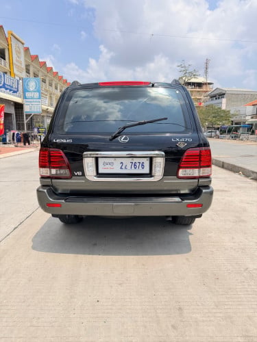 Lexus LX470 2003 full Option ទឹកថ្នាំសុីនច្រេីន​