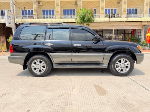 Lexus LX470 2003 full Option ទឹកថ្នាំសុីនច្រេីន​