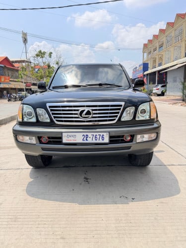 Lexus LX470 2003 full Option ទឹកថ្នាំសុីនច្រេីន