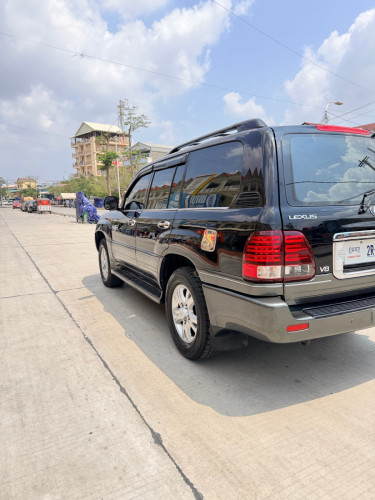 Lexus LX470 2003 full Option ទឹកថ្នាំសុីនច្រេីន​