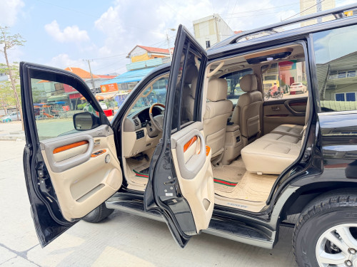 Lexus LX470 2003 full Option ទឹកថ្នាំសុីនច្រេីន​