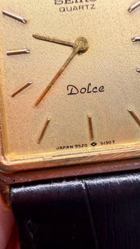 Original Ultra Rare Vintage SEIKO Dolce Tank Gold Textured Linen Dial with SGP 30 Dress Watch 1985