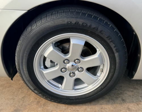 Prius 2004 H-Full ( ម្ចាស់ដើម )
