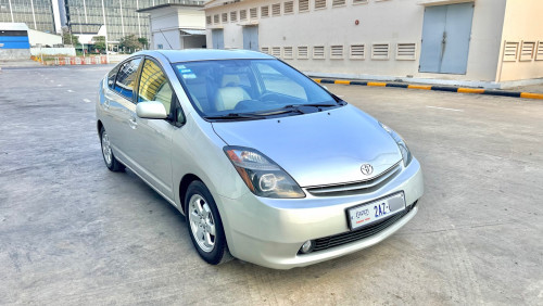 Prius 2004 H-Full ( ម្ចាស់ដើម )