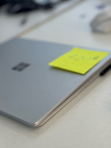 Surface go 1 laptop