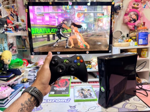 XBOX 360 slim