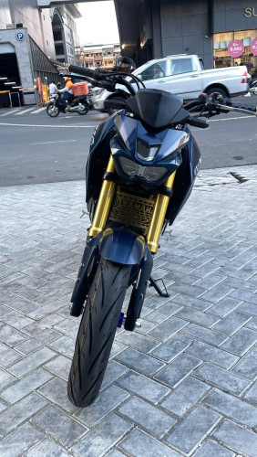 Yamaha M slaz