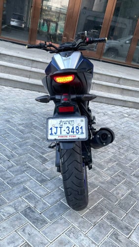 Yamaha M slaz