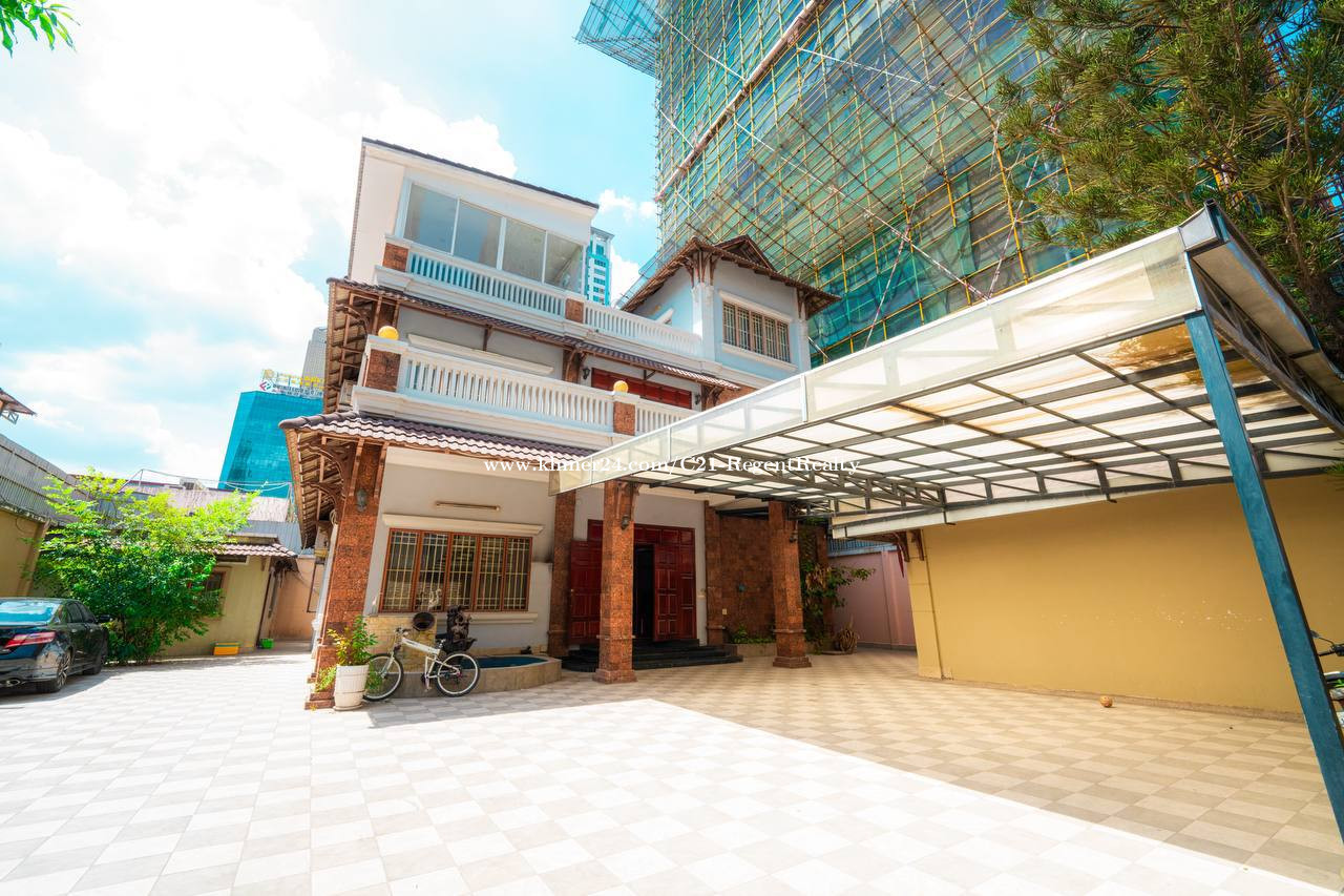 House for Rent & Sale in BKK1 | BKK1出租/出售别墅