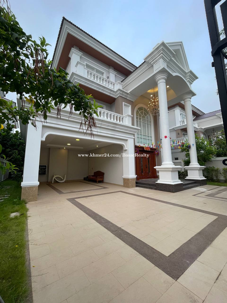 Prince Villa for Rent in Borey PengHouth The Star Mera Garden 50m
