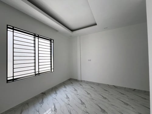ម្ចាស់ផ្ទាល់