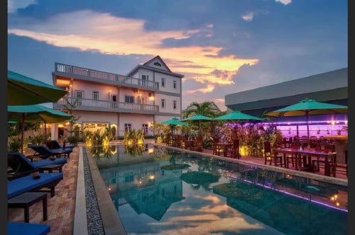លក់បន្ទាន់ខ្លាំង​ម្ចាស់ផ្ទះ​ទៅនៅក្រៅប្រទេស