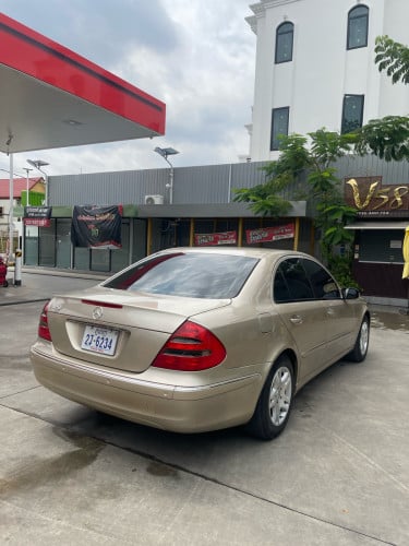 សម្រាប់​ បងប្អូន​អ្នកស្រឡាញ់​ អាចមេីលបាន
