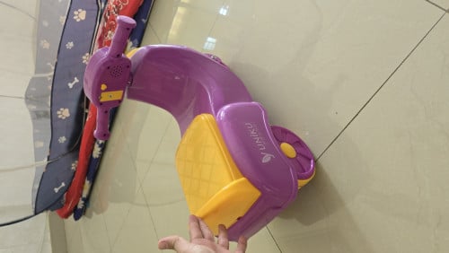 ម៉ូតូកូនក្មេង