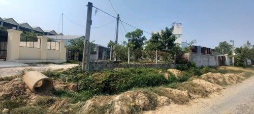 ដីកែង ម្ចាស់ផ្ទាល់
