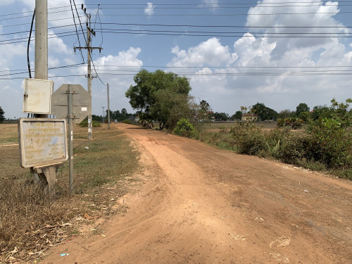 ដីភូមិ 15x70m