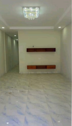 ផ្ទះអាជីវកម្មលក់ 85000$ បង់ 35000$ ចុះជូន10000$ភ្លាមៗ ផ្ទេរឈ្មោះកាត់ប្លង់រឹងជូន