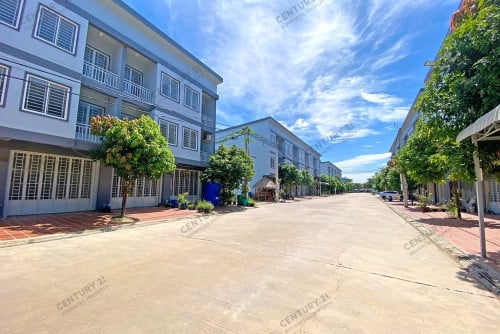 ផ្ទះអាជីវកម្មលក់ 85000$ បង់ 35000$ ចុះជូន10000$ភ្លាមៗ ផ្ទេរឈ្មោះកាត់ប្លង់រឹងជូន