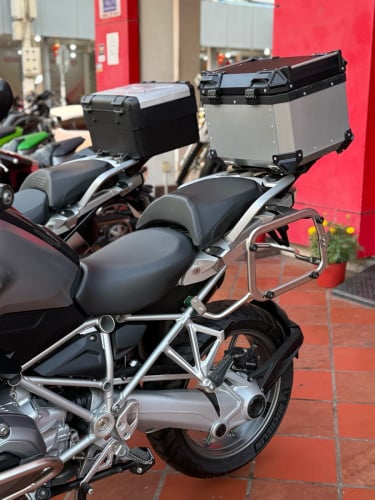 បញ្ចុះតម្លៃ​ពិសេស​ BMW GS