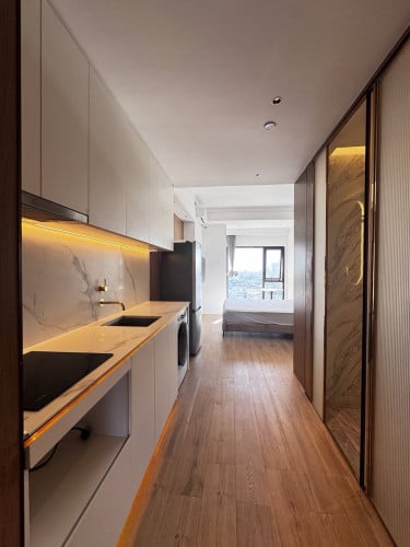 ខុនដូរជួលទីតាំងក្បាលកោះ (Condo vue Aston)