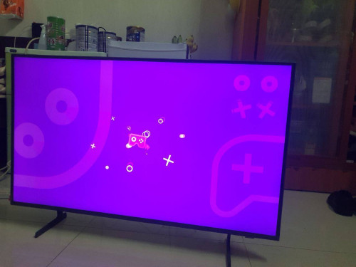 ថ្មីកេស Samsung 43" QLED7F ផលិតផលសុទ្ធពីក្រុមហ៊ុន ធានារយះពេល ១ឆ្នាំ