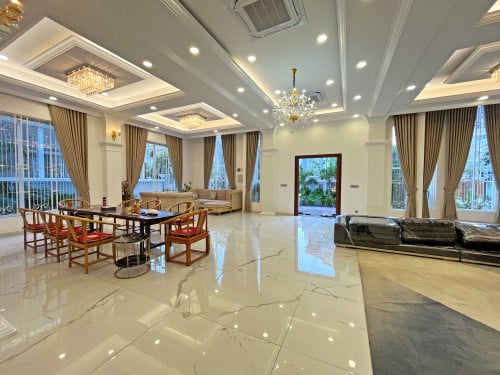 🏘 វីឡាទោល (Imperial Villa) ក្នុងបុរី វិមានភ្នំពេញ598 ផ្លូវឯកឧត្តមជាសុផារ៉ា