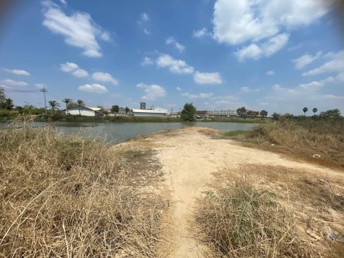 🏦Land Available for Urgent Sale at a Special Price (Negotiable).