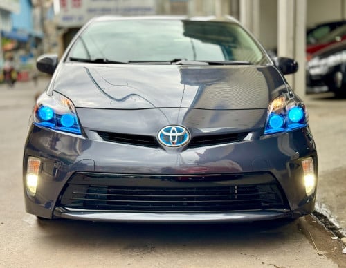 🚘 បង់រំលស់​១០០%ពុំចាំបាច់មានប្រាក់ចូលរួម​💰ការប្រាក់​0.65% 2013 Toyota Prius option2 (ក្រដាសពន្ធ)