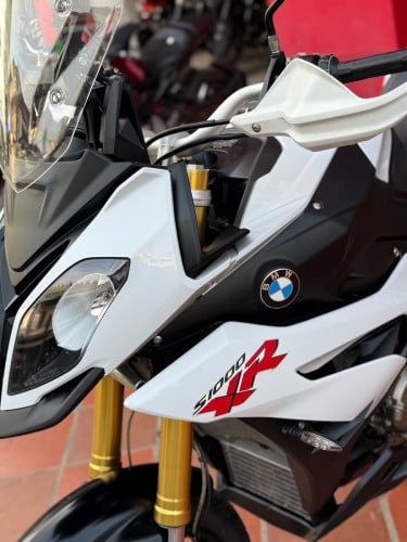 2016 S1000xt