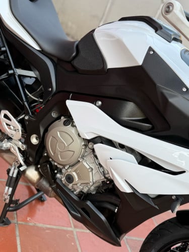 2016 S1000xt