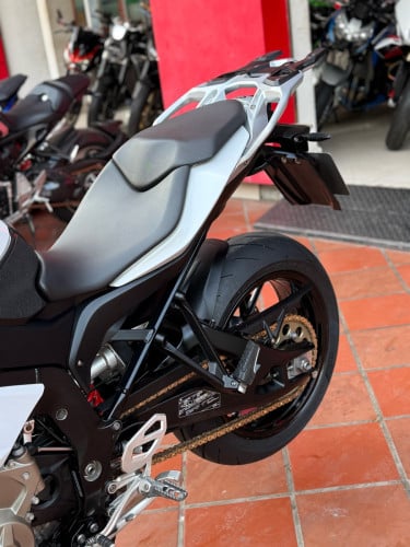 2016 S1000xt