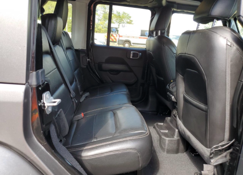 2020 Jeep Sahara Full optionឡានពណ៍ខ្មៅសុីនមកដល់ខែ5