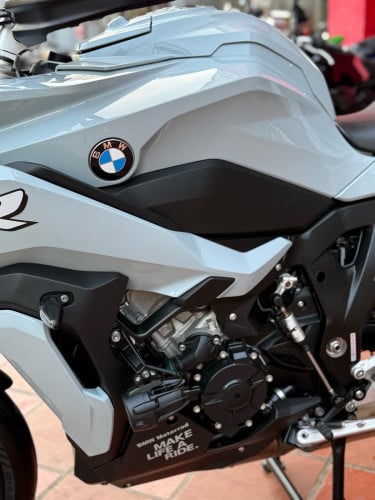 2021 S1000XR