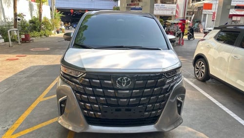 Alphard 2024