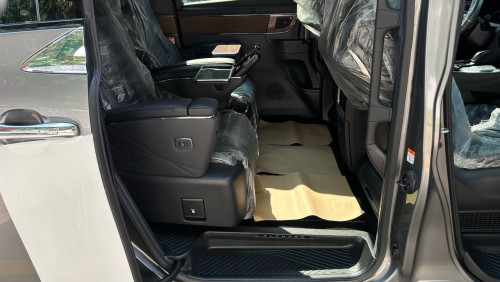 Alphard 2024