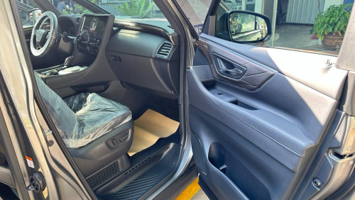 Alphard 2024