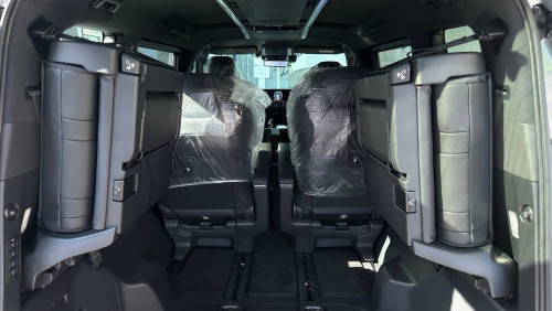 Alphard 2024