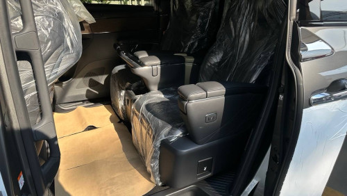 Alphard 2024